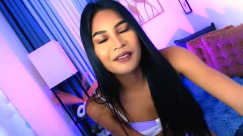 yourprettybella_ts online show from 04-11-26, 05:34