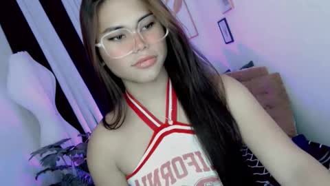 yourprettyblythe_ts online show from 05-21-26, 07:15