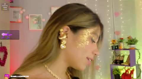 Snapshot of yourrmuse_ chatting on 08-09-26, 03:44 Isabella but you can call me Isa .-. online show from 08-09-26, 03:44