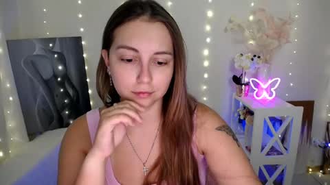 Snapshot of yours_piece_of_happiness_ chatting on 07-23-26, 05:38 Happy online show from 07-23-26, 05:38