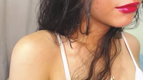 Lina and roberth online show from 10-08-25, 05:49