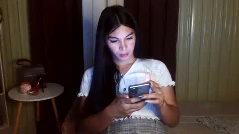 yoursubmissive_larah online show from 06-19-26, 02:32
