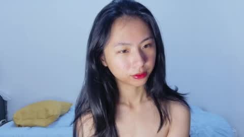 Snapshot of yoursweetestkiwi chatting on 05-03-26, 03:34 Kiwi online show from 05-03-26, 03:34