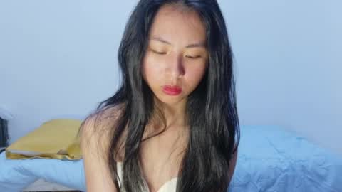 Snapshot of yoursweetestkiwi chatting on 05-19-26, 03:40 Kiwi online show from 05-19-26, 03:40
