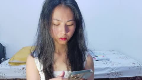 Snapshot of yoursweetestkiwi chatting on 05-23-26, 12:09 Kiwi online show from 05-23-26, 12:09