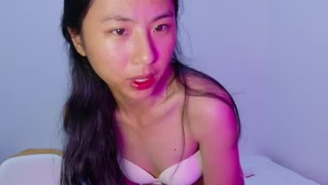 Snapshot of yoursweetestkiwi chatting on 06-03-26, 04:23 Kiwi online show from 06-03-26, 04:23