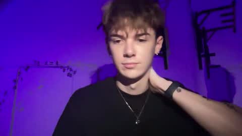 Snapshot of yoursweetyguy chatting on 11-26-25, 03:35 yoursweetyguy online show from 11-26-25, 03:35