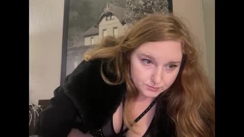 Snapshot of yourthickgingergoddess chatting on 11-09-25, 10:41 yourthickgingergoddess online show from 11-09-25, 10:41