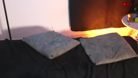 Bella- Independert Model online show from 04-23-26, 07:16