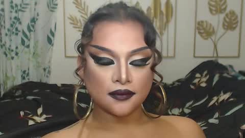 Snapshot of yourtrannyqueenxxx chatting on 10-07-25, 11:13 Anastacia Grey  online show from 10-07-25, 11:13