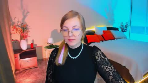 Alice online show from 11-04-25, 09:41