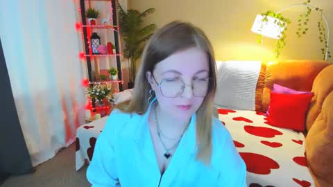 Alice online show from 04-08-26, 09:42