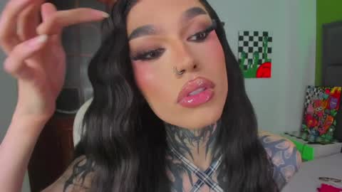 Snapshot of yourvirtualgirlfriennd chatting on 04-04-26, 07:50 GI online show from 04-04-26, 07:50