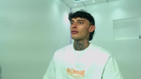 Snapshot of yourxcyberxangel chatting on 03-04-26, 02:06 Angel online show from 03-04-26, 02:06