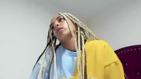 elizabeth  ju   online show from 12-13-24, 01:48