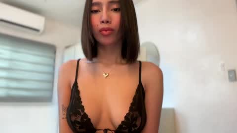 YowgineTheGreat online show from 04-25-26, 06:16