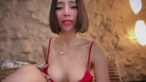 YowgineTheGreat online show from 05-06-26, 06:19