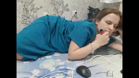 Yoyrgirlxx online show from 04-06-26, 10:16
