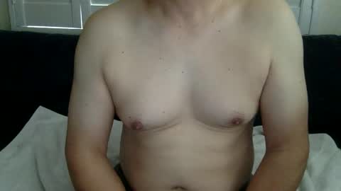 Snapshot of yque2 chatting on 04-12-26, 04:12 yque online show from 04-12-26, 04:12