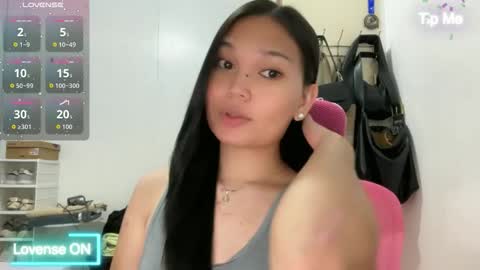 yrdrmgrl_jennie26 online show from 04-29-26, 07:20