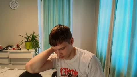 Snapshot of yrshela chatting on 06-27-26, 04:28 yrshela online show from 06-27-26, 04:28