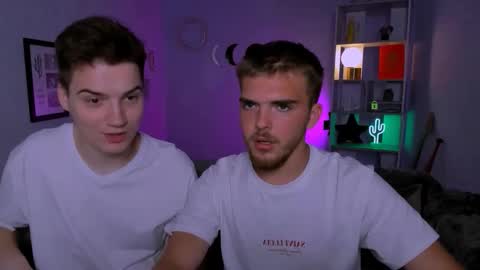 Snapshot of yudji_boy chatting on 09-09-25, 07:46 yudji_boy online show from 09-09-25, 07:46