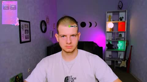 Snapshot of yudji_boy chatting on 09-20-25, 12:06 yudji_boy online show from 09-20-25, 12:06