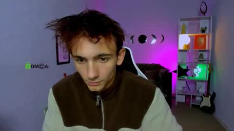 Snapshot of yudji_boy chatting on 10-03-25, 07:22 yudji_boy online show from 10-03-25, 07:22