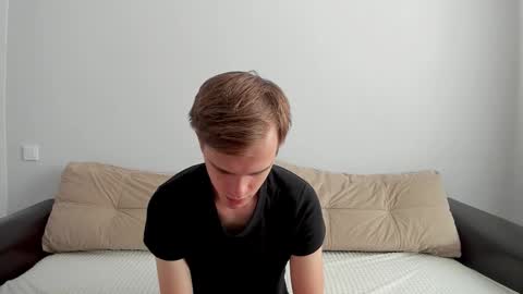 Snapshot of yueslang chatting on 09-22-25, 11:12 Yue Lang and Samm online show from 09-22-25, 11:12