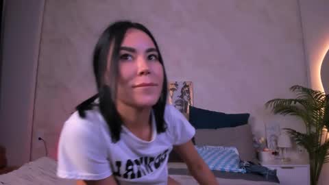 Yuki online show from 05-31-26, 06:09