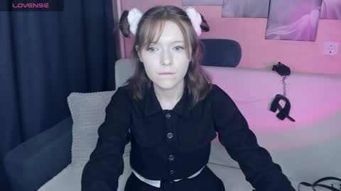 Snapshot of yukishine chatting on 05-11-26, 02:45 YukiShine online show from 05-11-26, 02:45