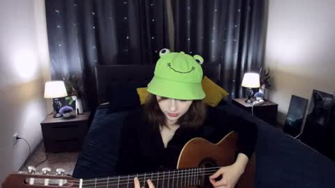 YukiShine online show from 07-02-26, 05:41
