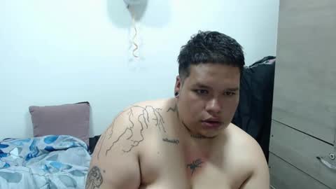 Yulian online show from 05-25-26, 02:28