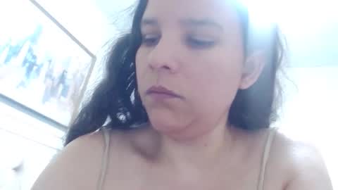 yuliana_25 online show from 04-05-26, 10:40