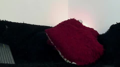 Snapshot of yulianpereira25 chatting on 02-12-25, 10:14 yulian 2811 online show from 02-12-25, 10:14