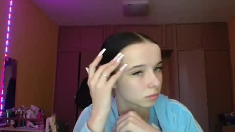 Yuliia online show from 04-27-26, 07:39