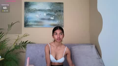 yuliethpetite online show from 04-14-26, 01:17