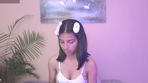 yuliethpetite online show from 06-08-26, 08:20