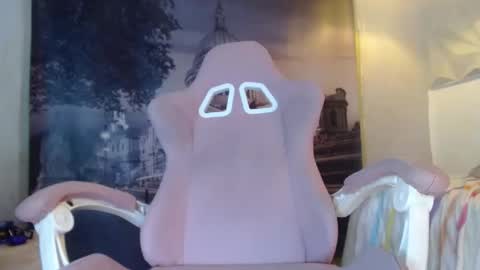 Snowflake online show from 11-29-25, 03:59