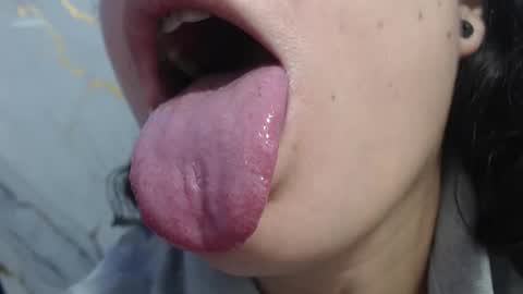 Snowflake online show from 12-14-25, 04:12