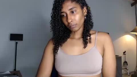 Snapshot of yumchocolate777 chatting on 03-10-26, 08:41 yumchocolate777 online show from 03-10-26, 08:41