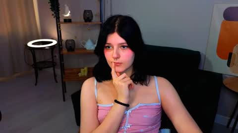 Yumi online show from 03-14-26, 01:49