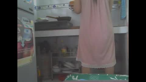 Snapshot of yumi123_ chatting on 10-11-25, 02:11 yumi123_ online show from 10-11-25, 02:11