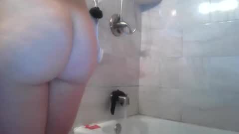 Snapshot of yumiepussyy chatting on 11-06-25, 10:43 Payton kelly online show from 11-06-25, 10:43