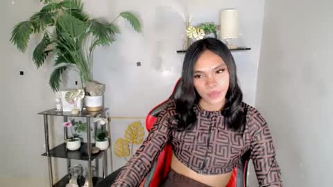 Snapshot of yumiexx chatting on 08-07-26, 01:46 CALL ME YUMLEXX online show from 08-07-26, 01:46