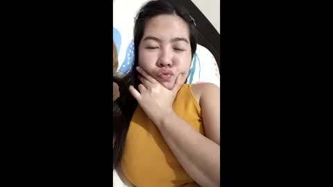 Snapshot of yummy72747 chatting on 02-10-26, 04:11 yummy72747 online show from 02-10-26, 04:11