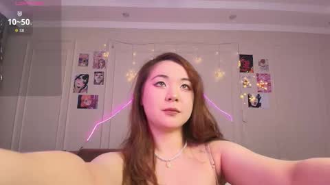 Snapshot of yummy_yuna chatting on 12-04-25, 09:34 Yumi online show from 12-04-25, 09:34