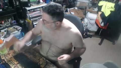 yummyflguy online show from 06-01-26, 08:43