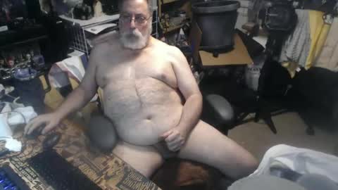 yummyflguy online show from 06-15-26, 09:06