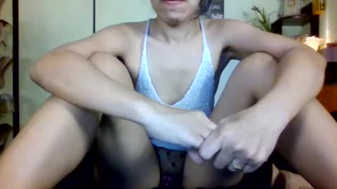 yummylheng online show from 01-15-25, 07:05